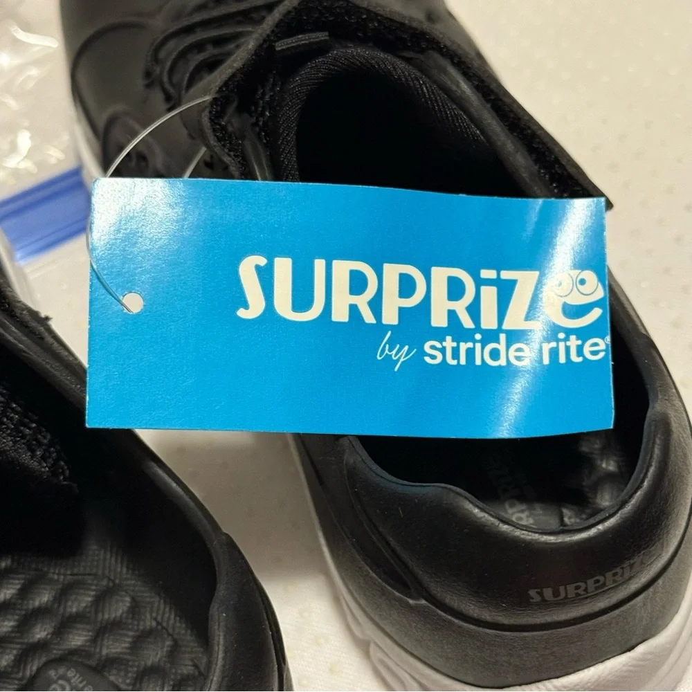 Stride Rite Black Shoes Strap and‎ Perforated Design Boys Size 11 New